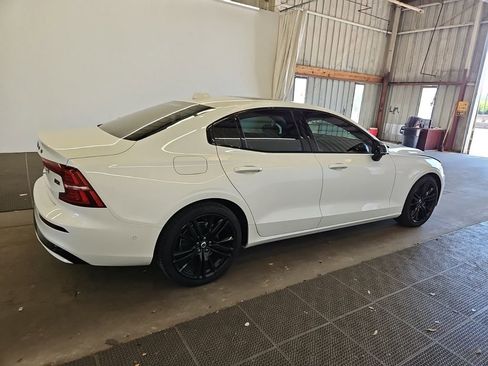 Used 2024 Volvo S60 B5 Plus w/ Climate Package AWD/4WD image 2