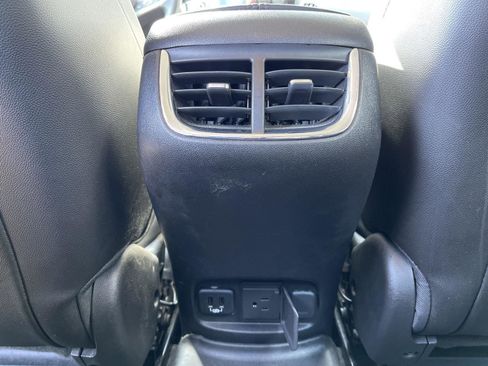 Used 2017 Chevrolet Malibu Premier w/ Driver Confidence Package FWD image 41