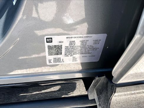 Used 2025 Buick Envista Sport Touring w/ Experience Buick Package FWD image 35
