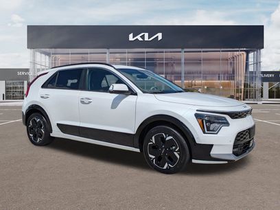 Certified 2023 Kia Niro Wave w/ Wave Preserve Package