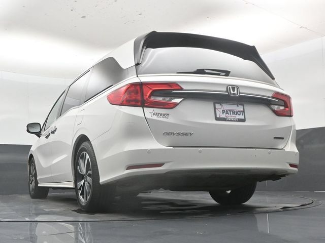 Used 2023 Honda Odyssey Touring image 47