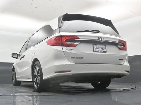 Used 2023 Honda Odyssey Touring image 47
