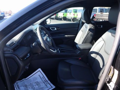 New 2026 Jeep Compass Latitude image 5