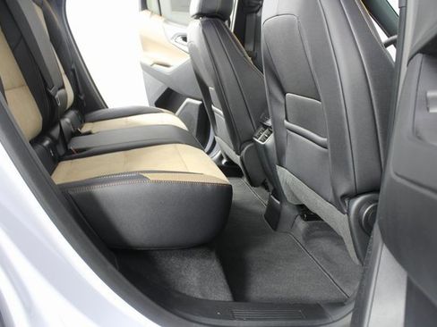 New 2026 Chevrolet Equinox ACTIV w/ Safety and Technology Package image 21