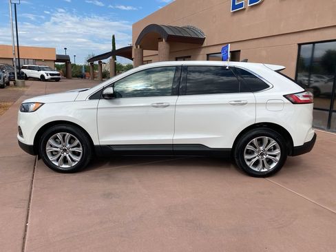 Used 2023 Ford Edge Titanium AWD/4WD image 5