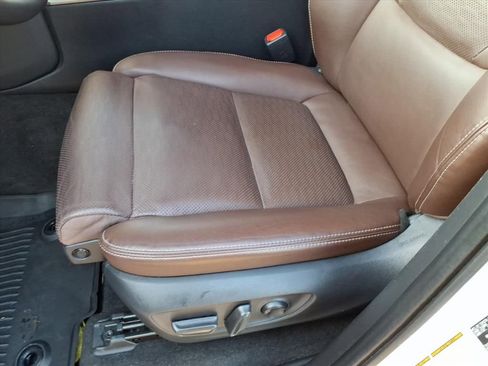 Used 2024 Toyota Land Cruiser image 24