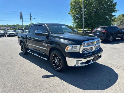 Used 2016 RAM 1500 Laramie w/ Convenience Group AWD/4WD image 2
