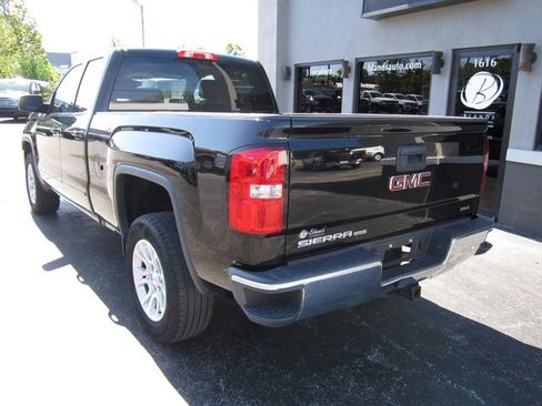 Used 2019 GMC Sierra 1500 SLE w/ SLE Value Package image 3