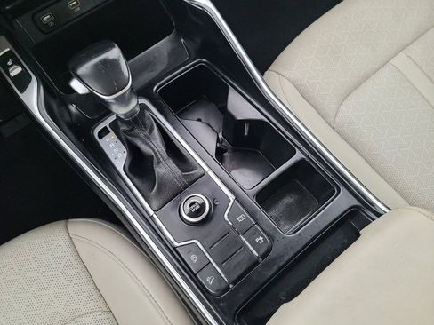 Used 2022 Kia Sorento S FWD image 26
