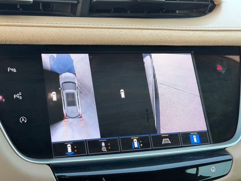 Used 2022 Cadillac XT5 Sportv w/ Platinum Package AWD/4WD image 25