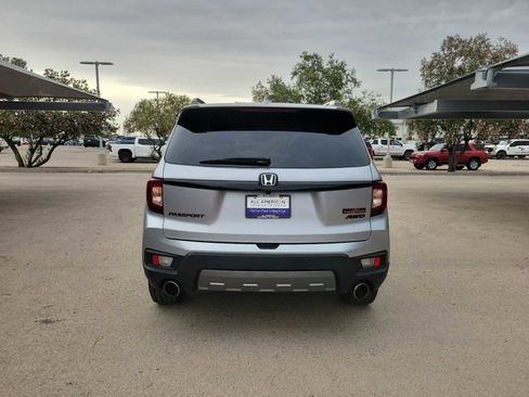 Used 2024 Honda Passport TrailSport image 7