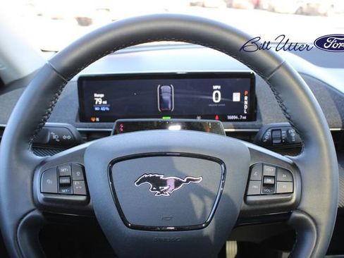 Used 2023 Ford Mustang Mach-E Premium image 23