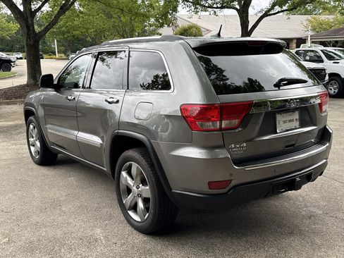 Used 2012 Jeep Grand Cherokee Limited w/ Trailer Tow Group AWD/4WD image 5
