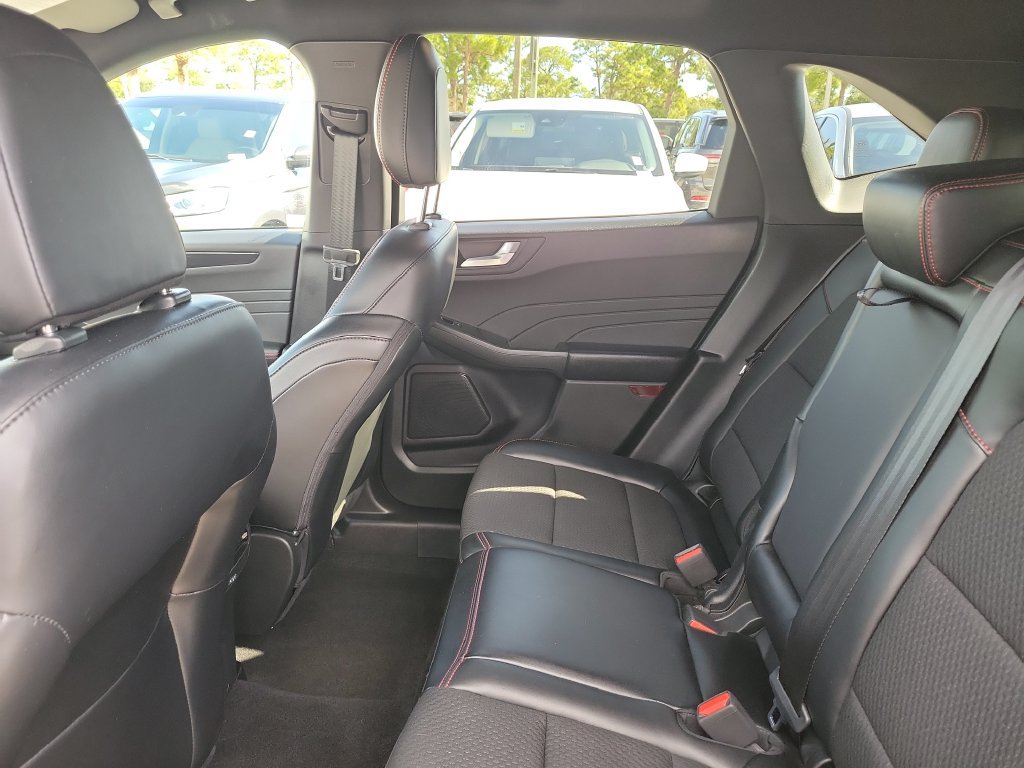 Used 2023 Ford Escape ST-Line w/ Tech Pack #1 AWD/4WD image 26