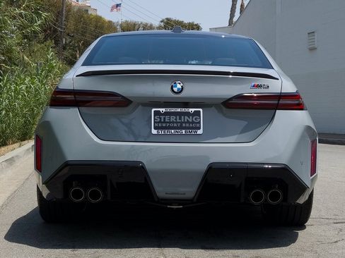 New 2026 BMW M5 w/ Carbon Package image 6