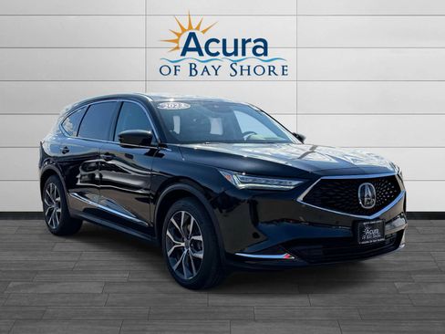 Used 2023 Acura MDX SH-AWD w/ Technology Package image 2