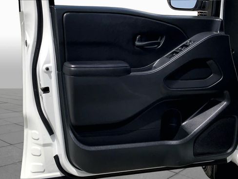 Used 2026 Nissan Frontier S RWD image 21