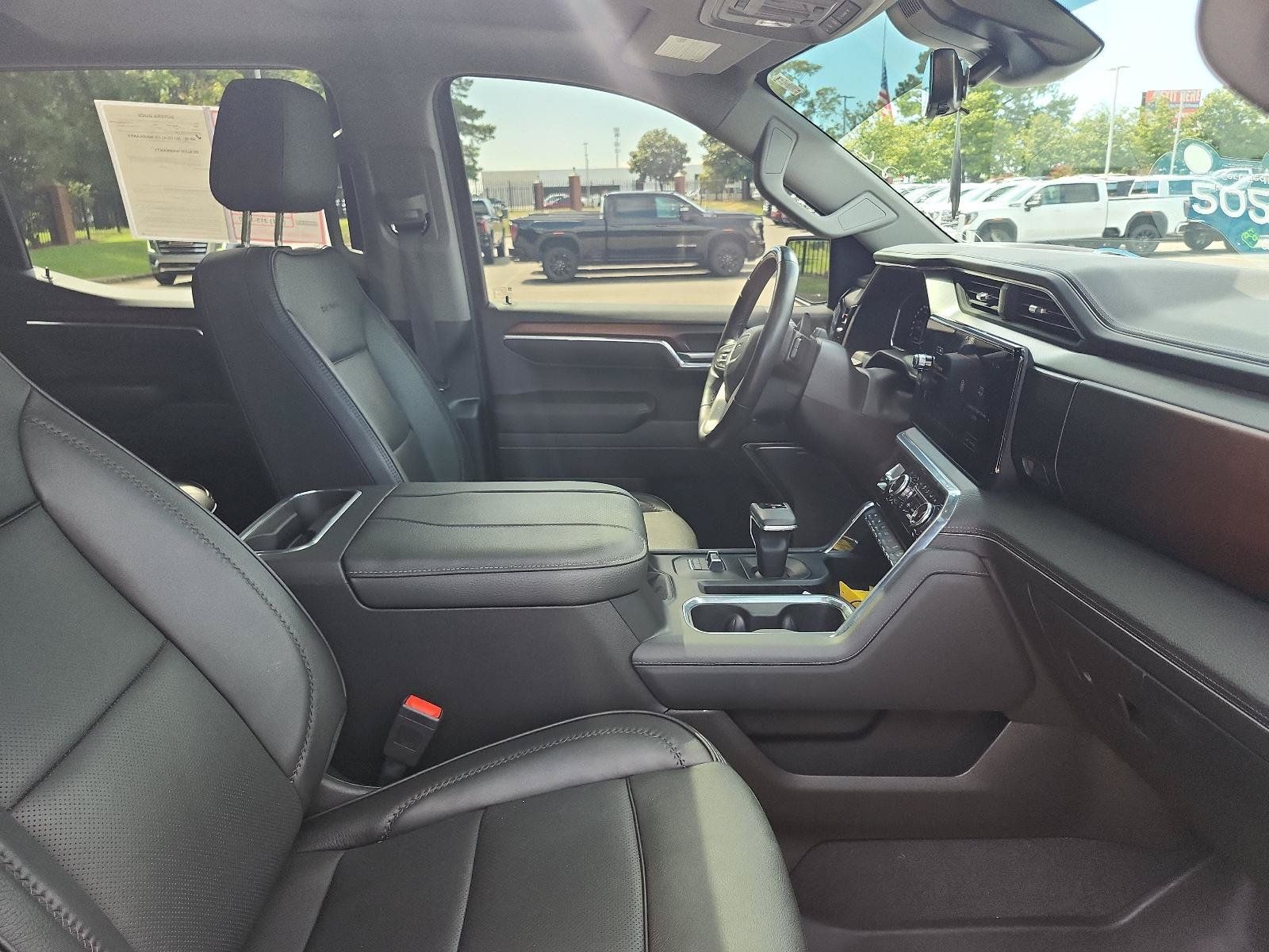 Certified 2024 GMC Sierra 1500 Denali AWD/4WD image 9