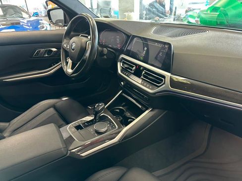 Used 2020 BMW 330i Sedan w/ Convenience Package image 38
