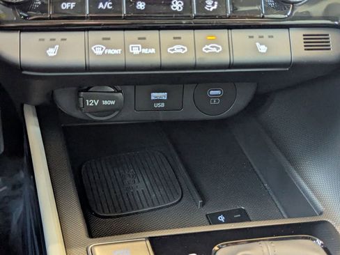 New 2025 Hyundai Elantra Limited image 26