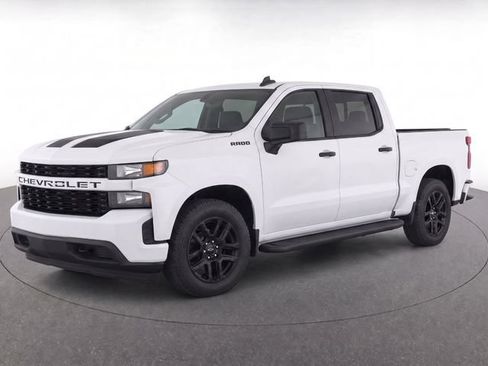 Used 2021 Chevrolet Silverado 1500 Custom w/ Rally Edition RWD image 3