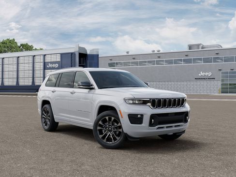New 2025 Jeep Grand Cherokee L Overland w/ Advanced Protech Group III image 47