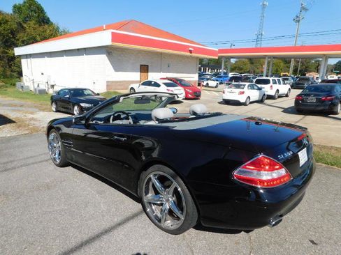 Used 2007 Mercedes-Benz SL 550 image 16