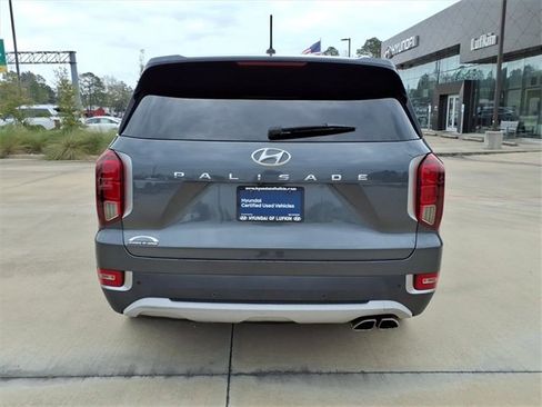Used 2022 Hyundai Palisade SEL w/ Convenience Package image 3