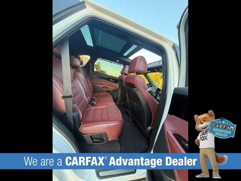 Used 2016 Kia Sorento SX w/ SXL Technology Package FWD image 24