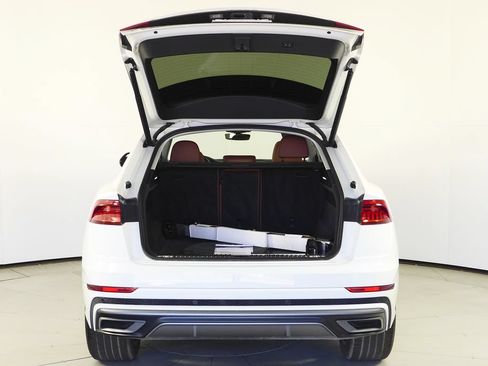Used 2023 Audi Q8 Premium Plus w/ Premium Plus Package AWD/4WD image 10