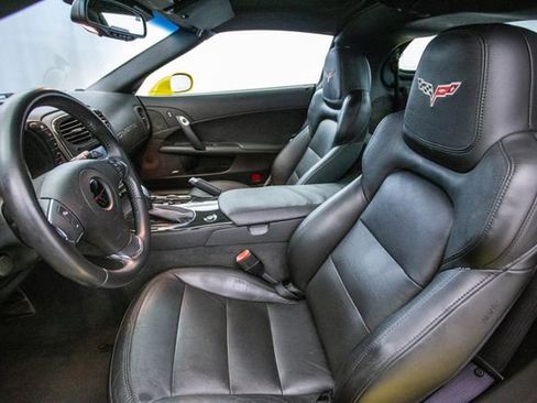 Used 2012 Chevrolet Corvette Grand Sport w/ 3LT Preferred Equipment Group image 18