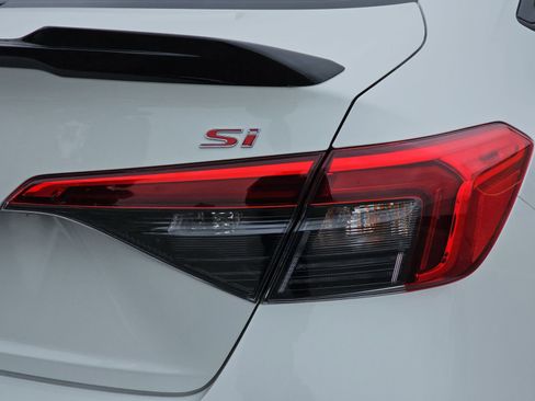 Used 2024 Honda Civic Si image 33