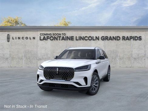 New 2026 Lincoln Aviator Premiere image 2