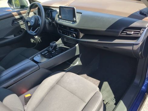 Used 2023 Nissan Rogue S FWD image 10