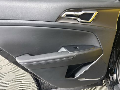 New 2026 Kia Sportage EX w/ EX Panorama Roof Package image 36