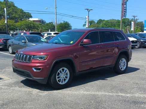 Used 2020 Jeep Grand Cherokee Laredo RWD image 8