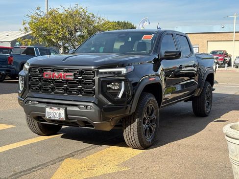 Used 2024 GMC Canyon Elevation w/ Convenience Package image 4