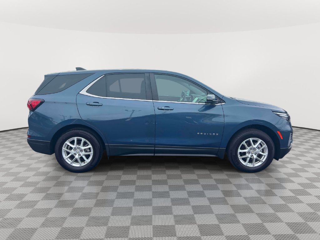 Used 2024 Chevrolet Equinox LT FWD image 4