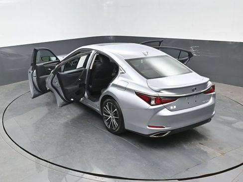 Used 2024 Lexus ES 350 w/ Premium Package FWD image 27