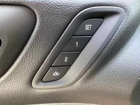 Used 2023 GMC Acadia SLT w/ Elevation Edition AWD/4WD image 10