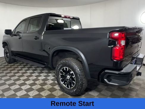 Certified 2023 Chevrolet Silverado 1500 ZR2 w/ Technology Package AWD/4WD image 10