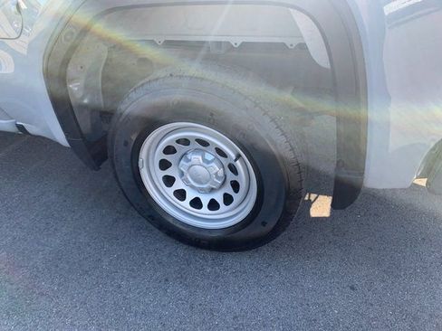 Used 2024 GMC Sierra 1500 Pro w/ Convenience Package image 10