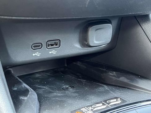 Used 2025 Buick Envista Sport Touring w/ Convenience I Package image 24