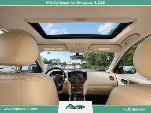 Used 2019 Nissan Pathfinder Platinum AWD/4WD image 11