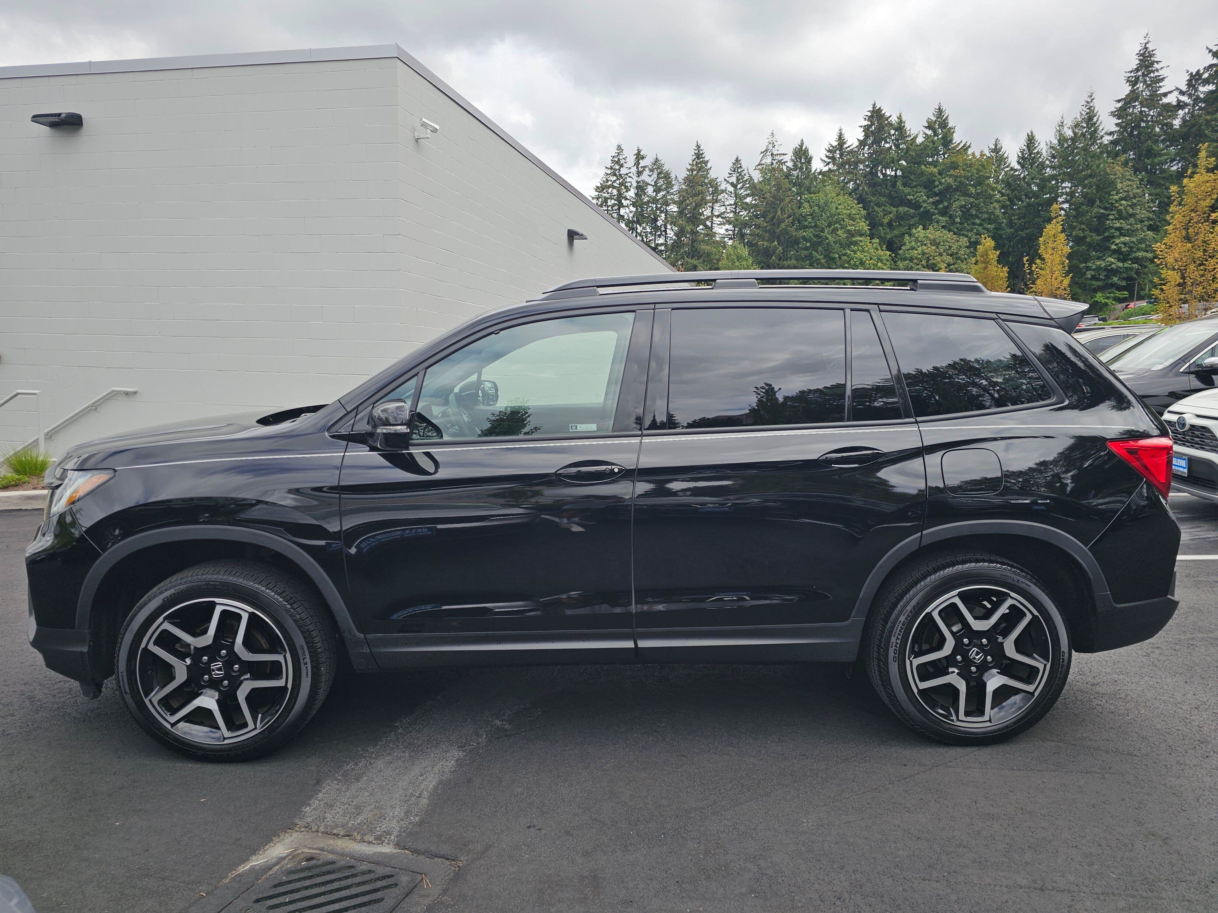 Used 2023 Honda Passport Elite image 4