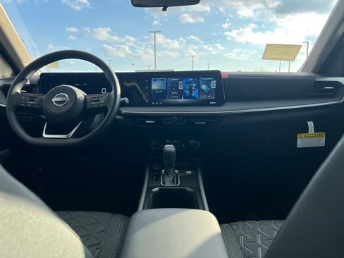 New 2026 Nissan Kicks SV image 17