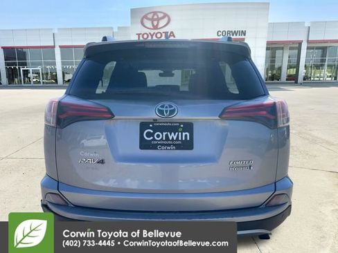 Used 2018 Toyota RAV4 Limited w/ Advanced Technology Package AWD/4WD image 4