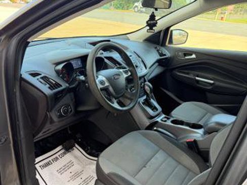 Used 2013 Ford Escape SE FWD image 10