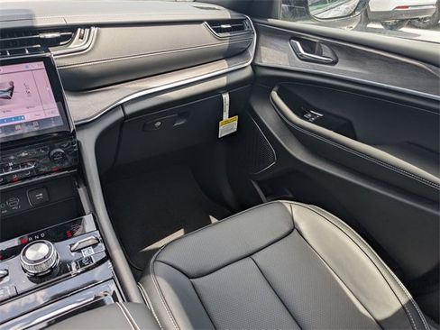 New 2025 Jeep Grand Cherokee Overland w/ Trailer Tow Package image 16