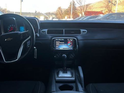 Used 2014 Chevrolet Camaro LT image 8